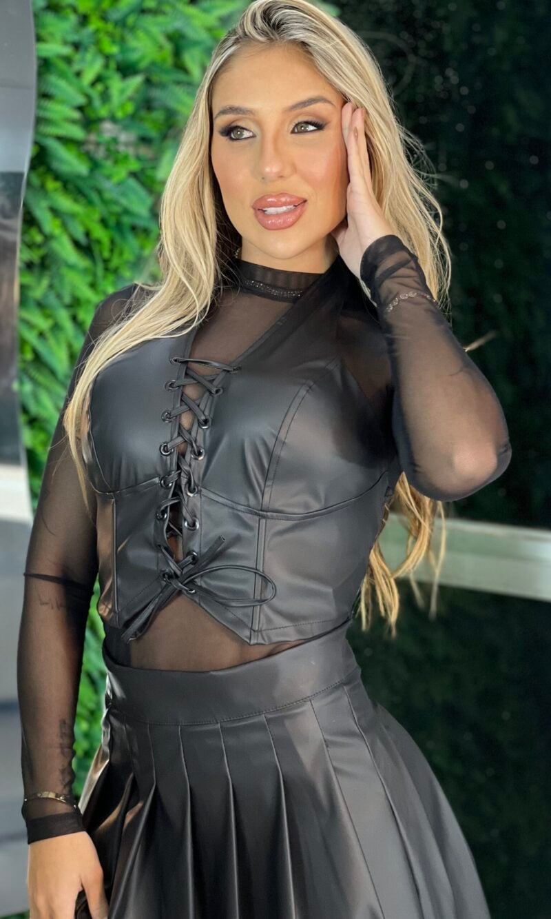 cropped ludy preto