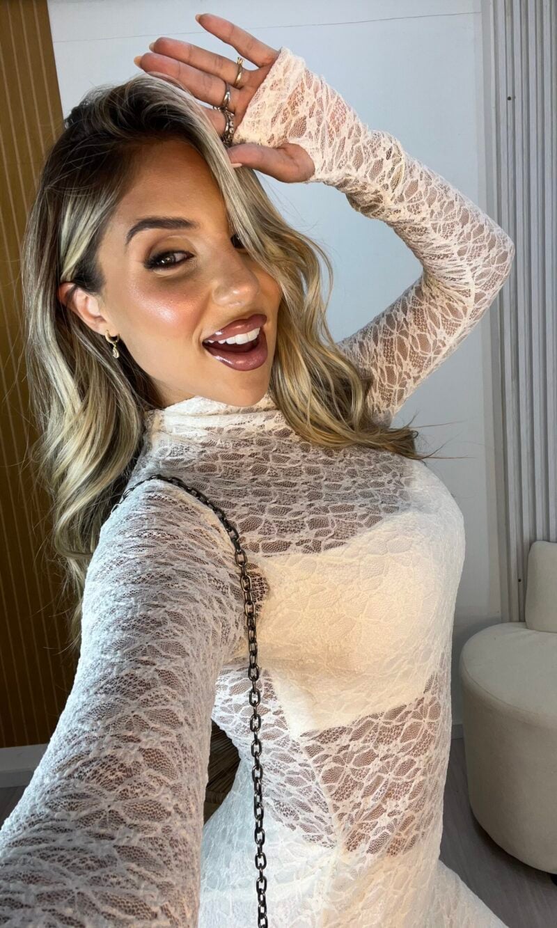 vestido midi renda off white vestido midi renda off white