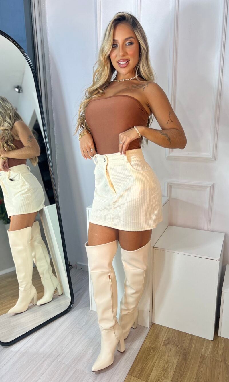 top iara marrom