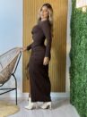 vestido midi esmeralda marrom