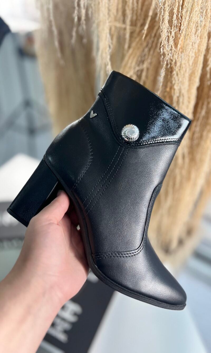 bota cano curto botao preto mississipi jo352
