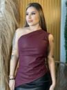 blusa assimetrica courino bordo
