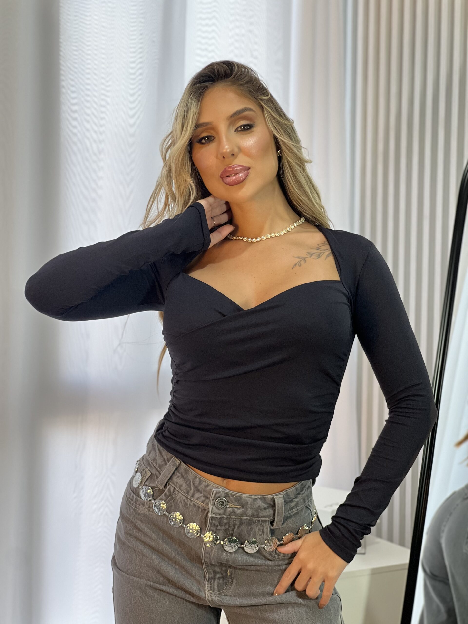 blusa poliamida bianca preto blusa poliamida bianca preto