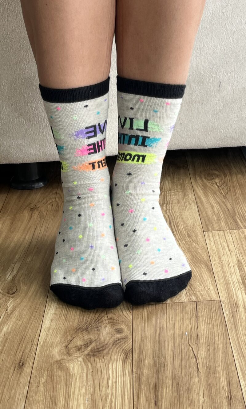 meia cano medio estampado cinza