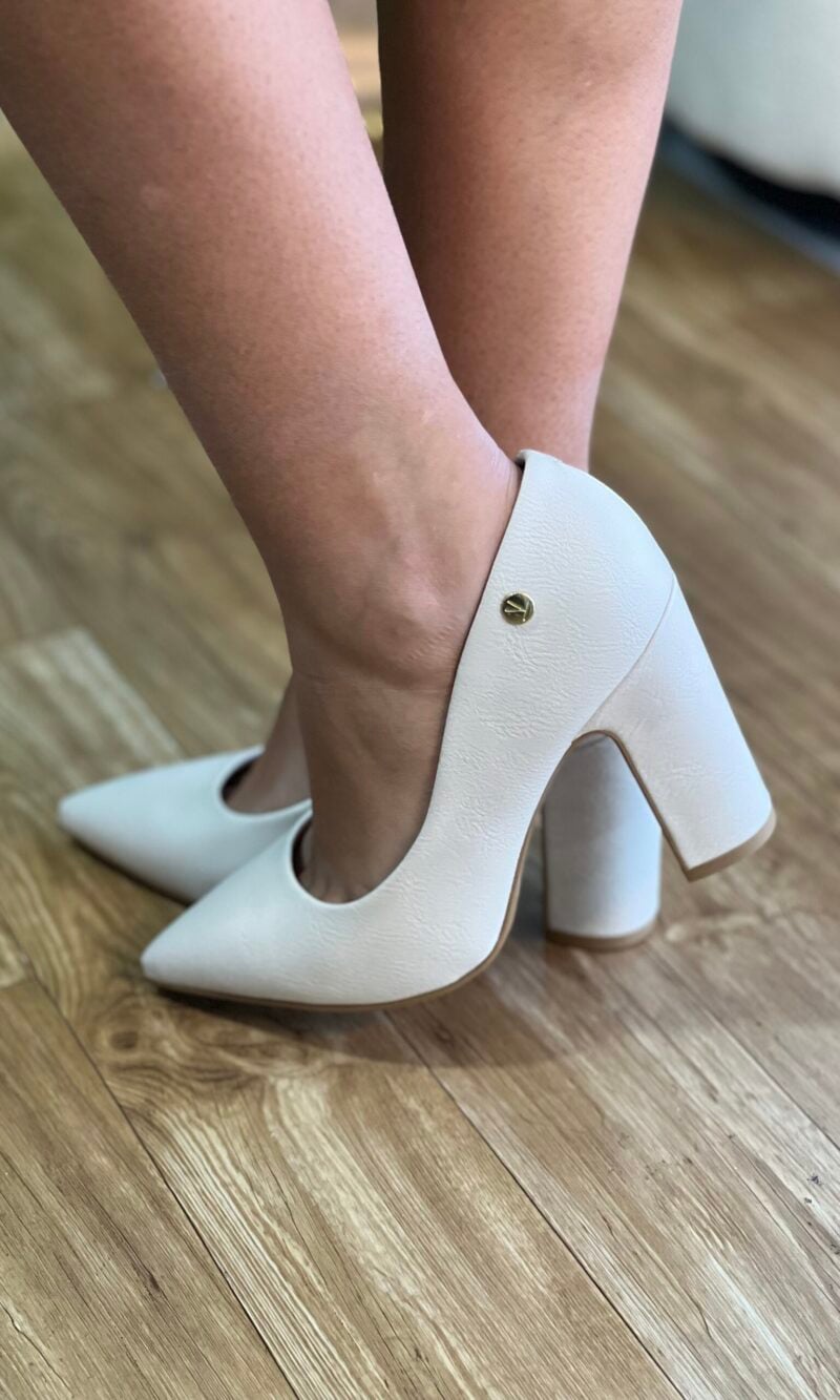 sapato salto bloco branco off vizzano 1285 400