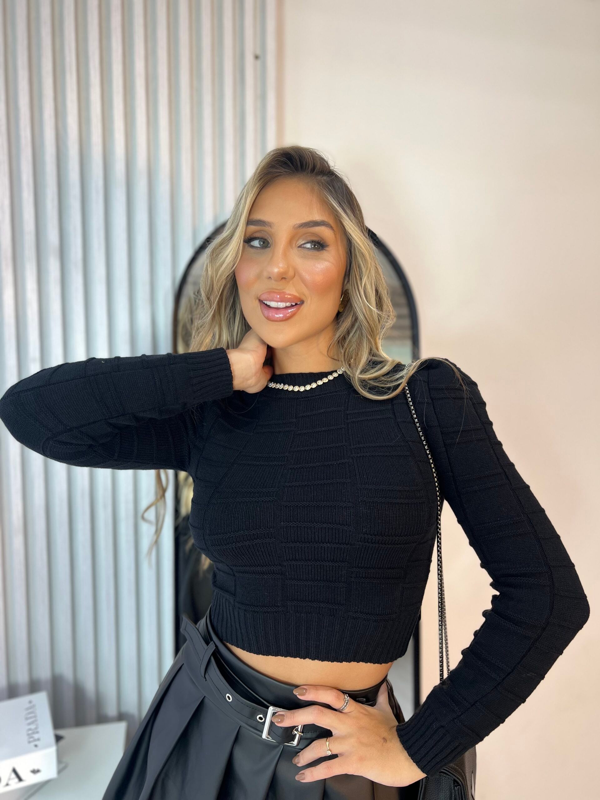 cropped modal quenia preto cropped modal quenia preto
