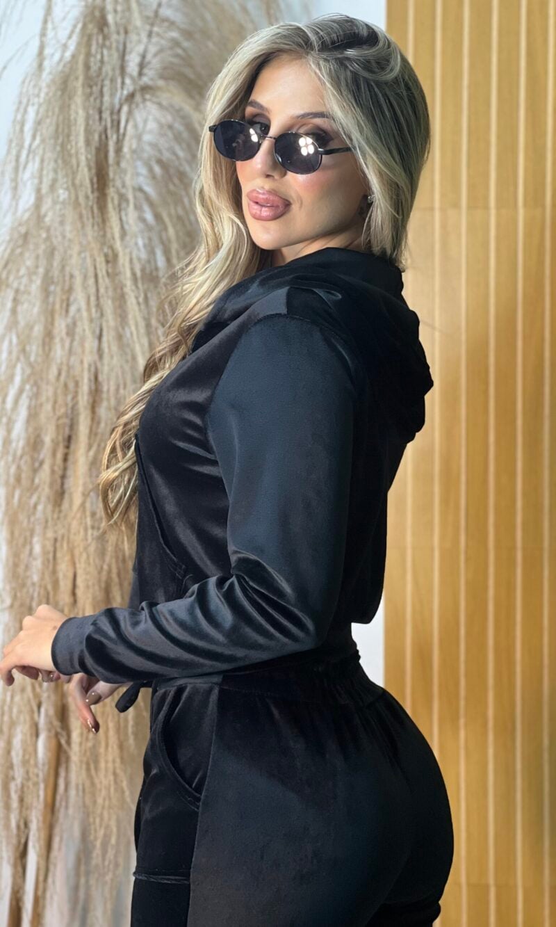 conjunto plush preto conjunto plush preto