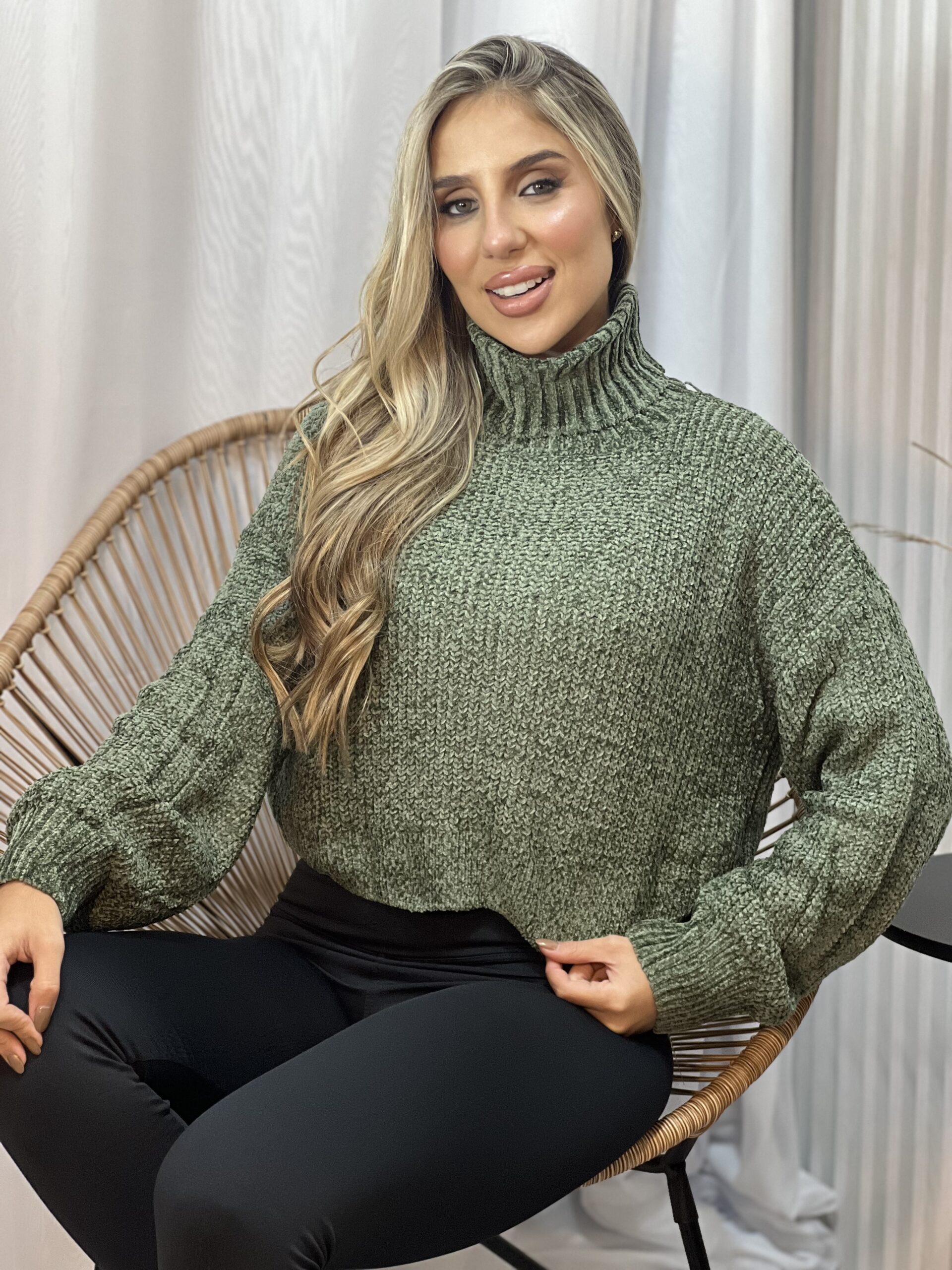 cropped tricot mousse nara verde cropped tricot mousse nara verde