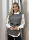 camisa com colete modal e cinto cinza