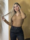 blusa modal gola polo caramelo