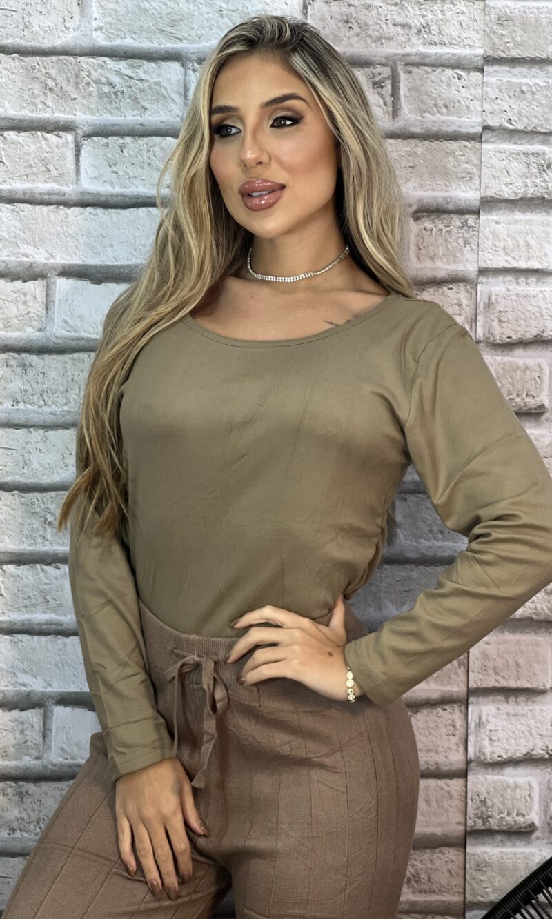 blusa drapeada anastÁcia verde oliva
