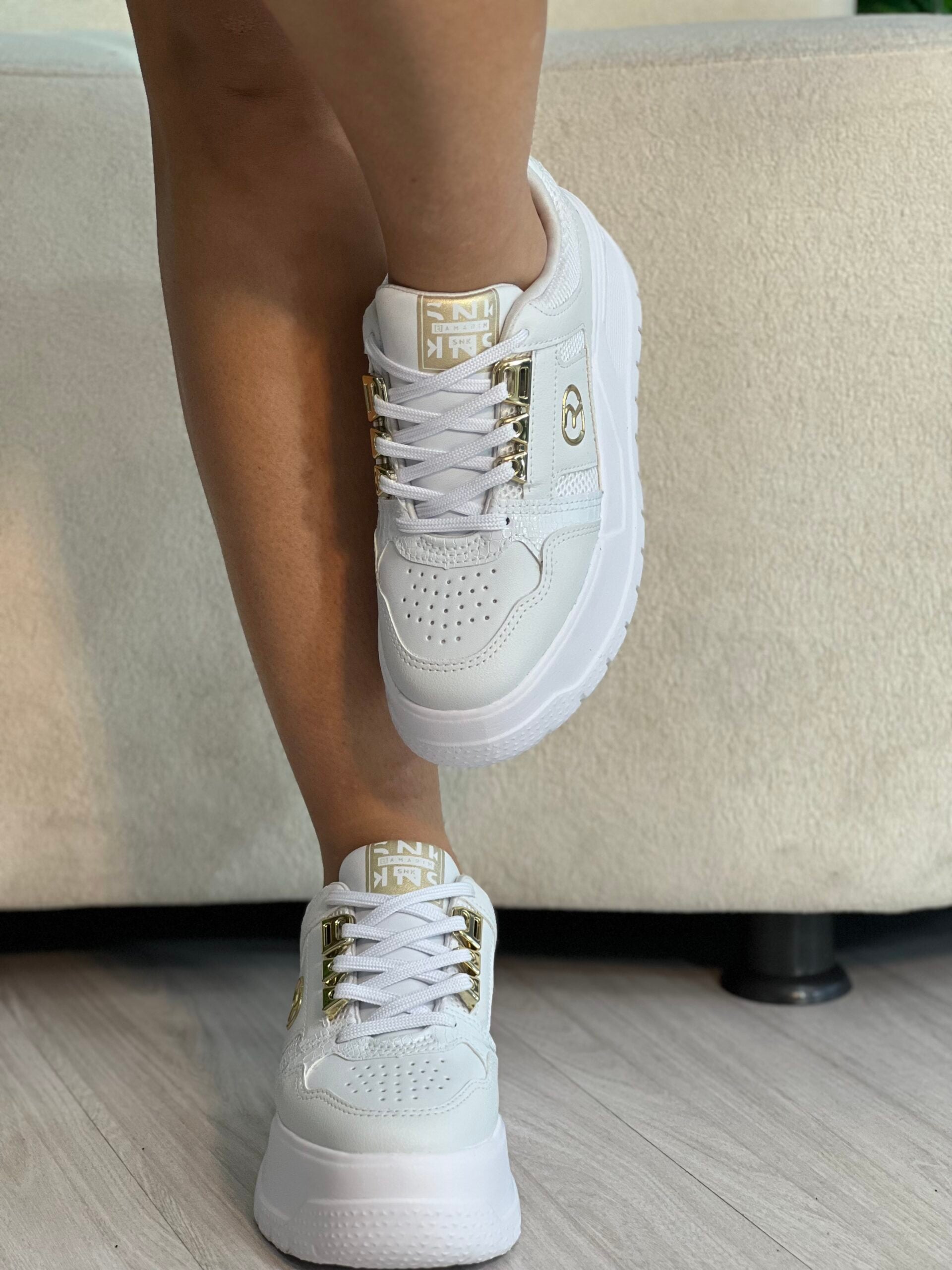 tenis croco branco dourado ramarim 2676104 tenis croco branco dourado ramarim 2676104