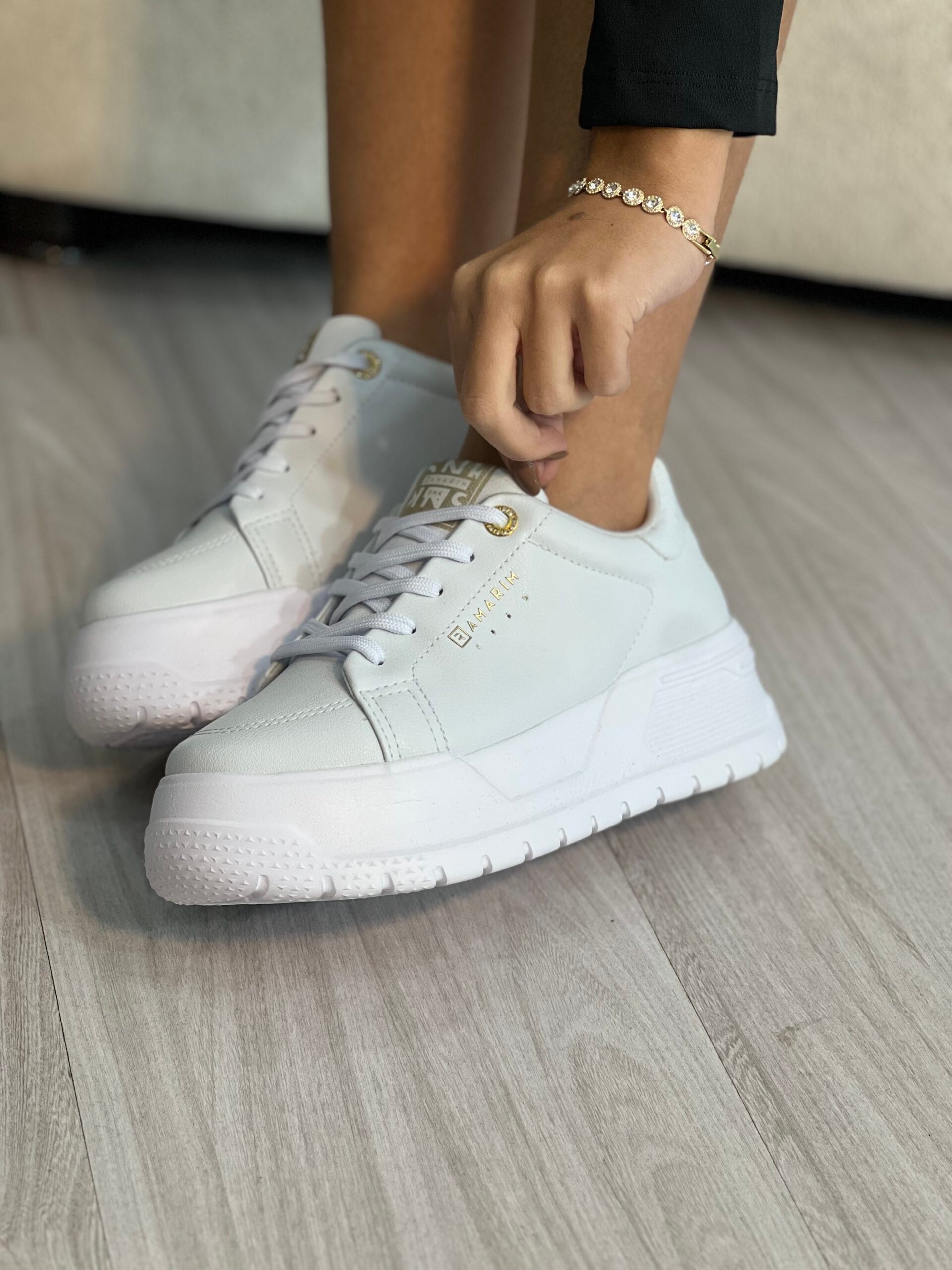 tenis croco branco dourado ramarim 2676104 tenis croco branco dourado ramarim 2676104